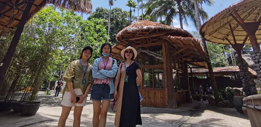 �����عɼ���